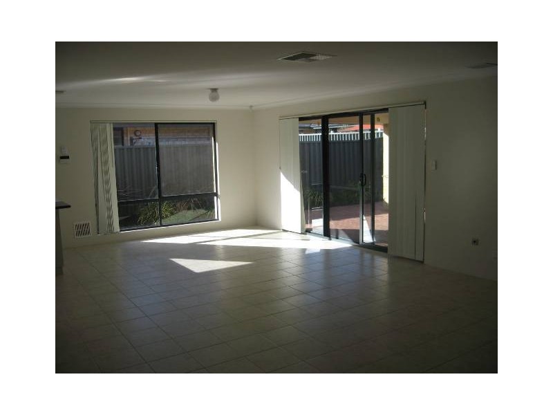 6 Beacon Way, Singleton WA 6175