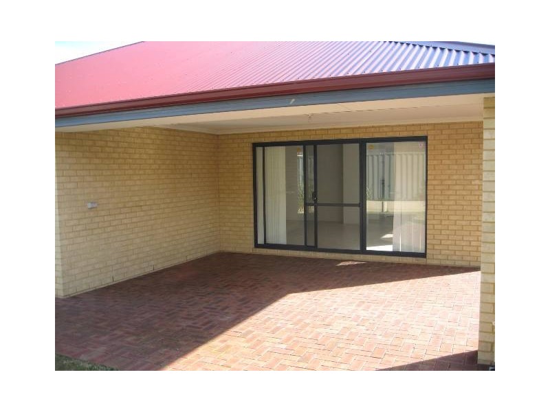 6 Beacon Way, Singleton WA 6175