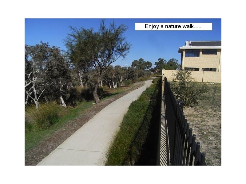 4 Bee Way, Falcon WA 6210
