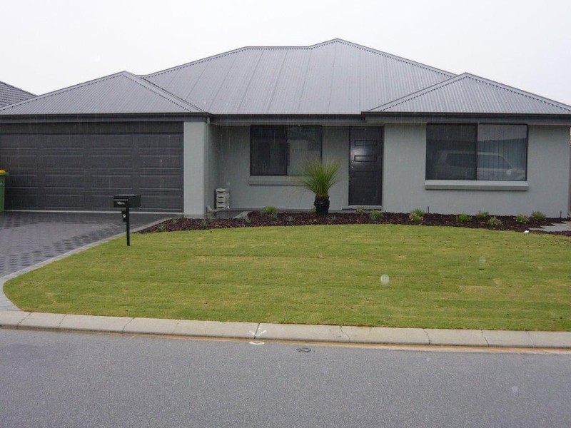 9 Sorrento Turn, Secret Harbour WA 6173
