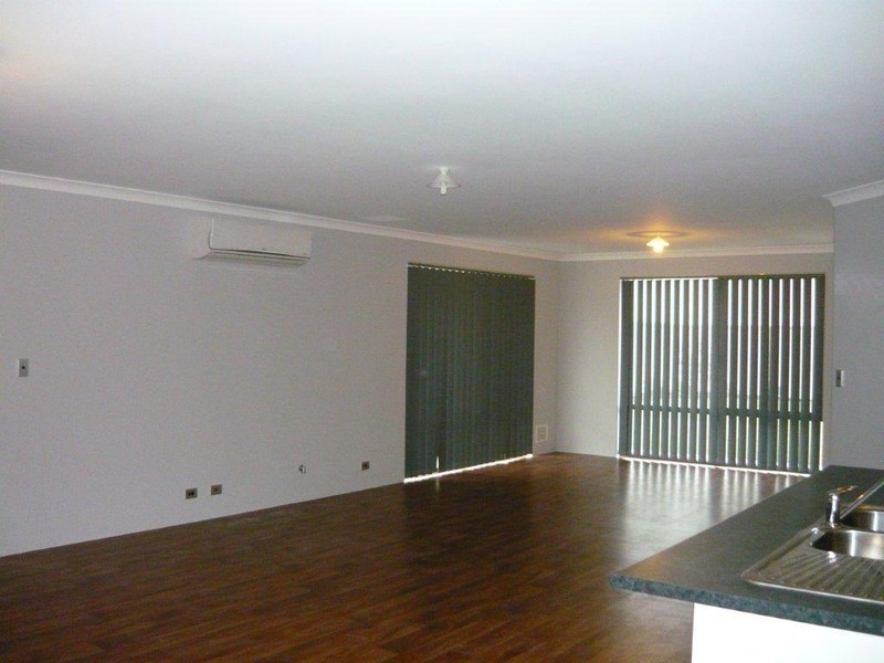 9 Sorrento Turn, Secret Harbour WA 6173