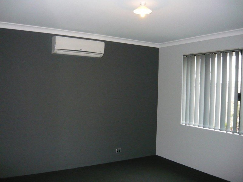 9 Sorrento Turn, Secret Harbour WA 6173