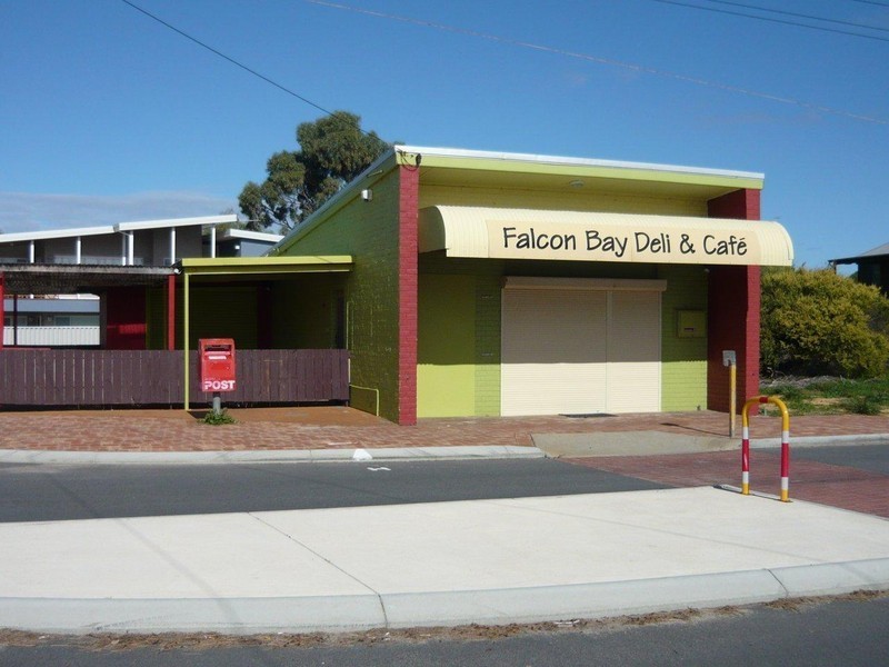 11 SPINAWAY PARADE, Falcon WA 6210