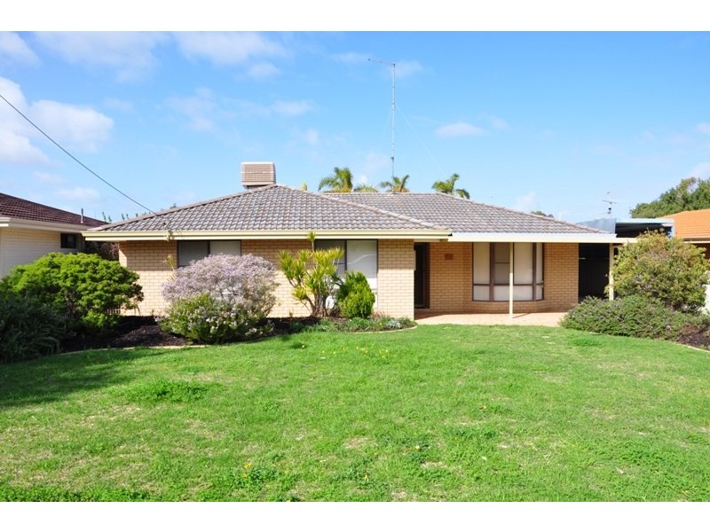 15 Curlew St, Dudley Park WA 6210