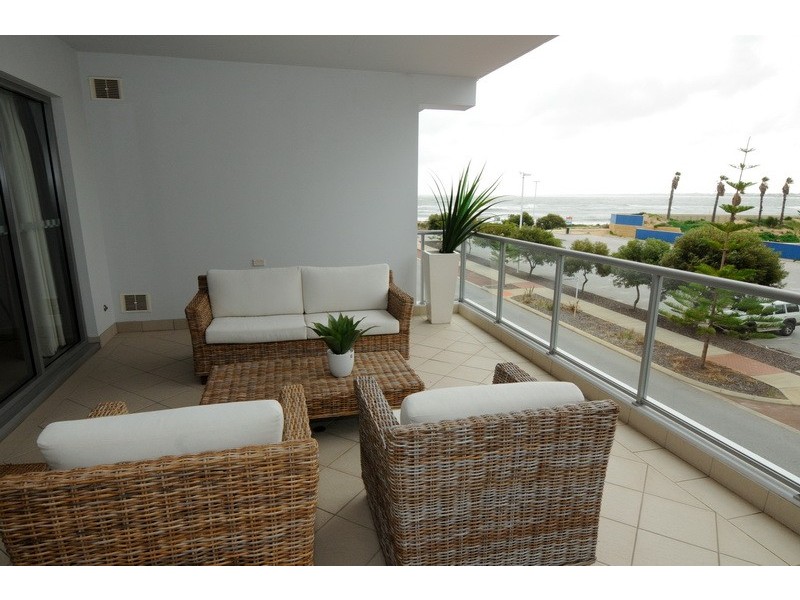 20/1 Breakwater, Mandurah WA 6210