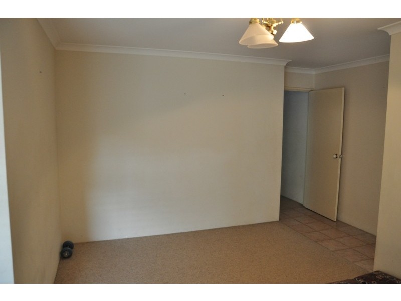 11 Paradise Circuit, Halls Head WA 6210