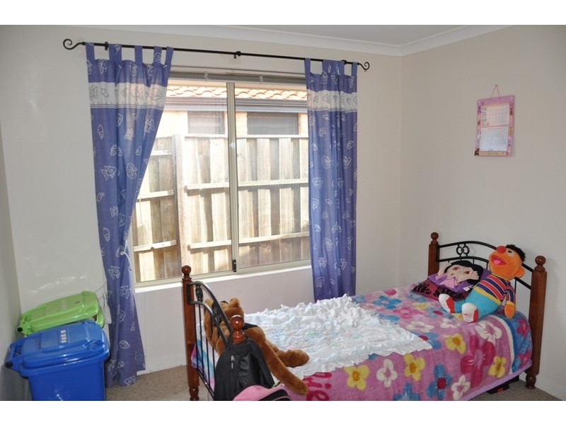 11 Paradise Circuit, Halls Head WA 6210