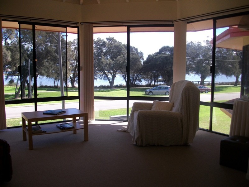 7/14 Soldiers Cove, Dudley Park WA 6210