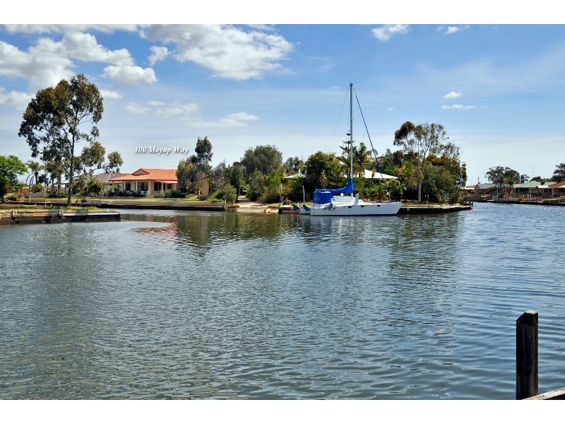 100 Moyup Way, South Yunderup WA 6208