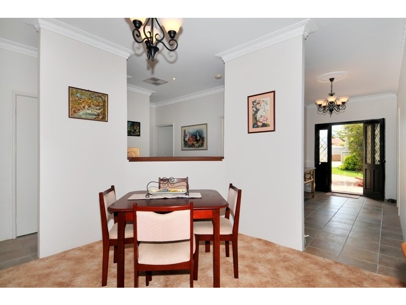 100 Moyup Way, South Yunderup WA 6208