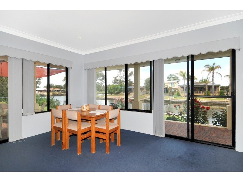 100 Moyup Way, South Yunderup WA 6208