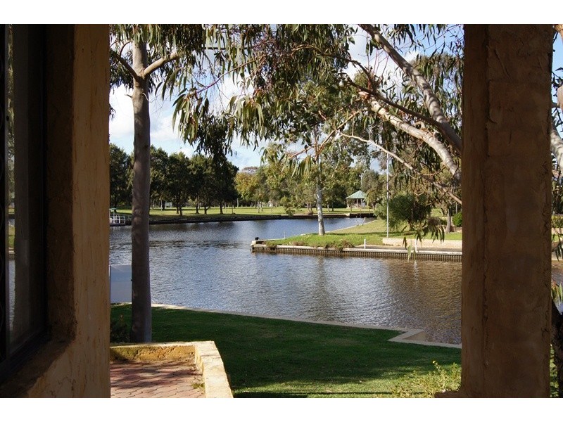 100 Moyup Way, South Yunderup WA 6208