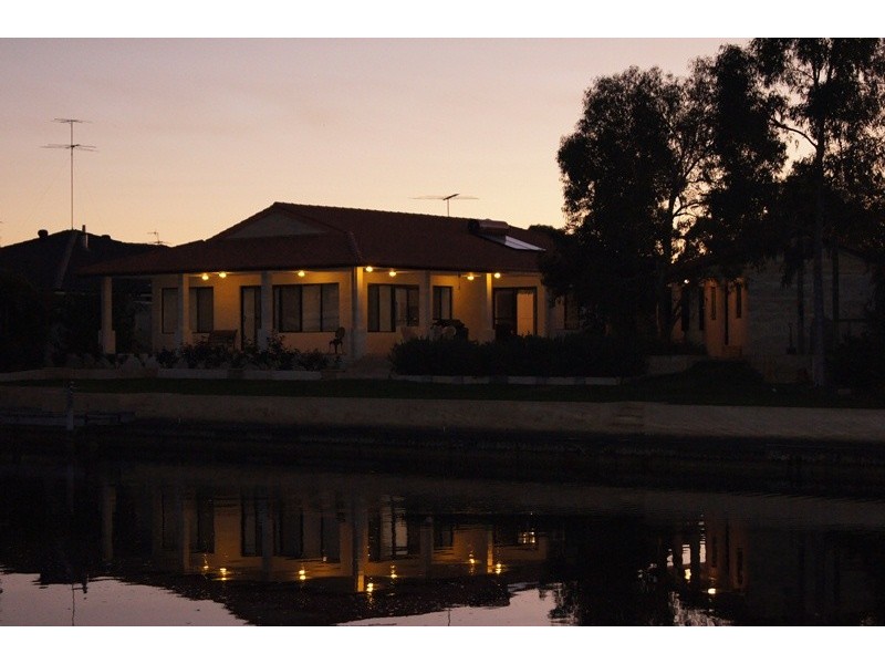 100 Moyup Way, South Yunderup WA 6208