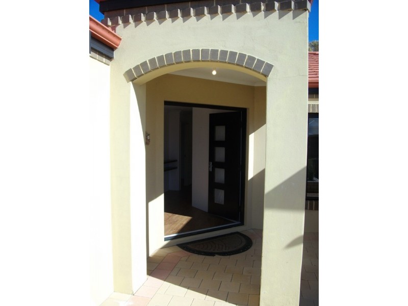 16 Wells Rd, Pinjarra WA 6208