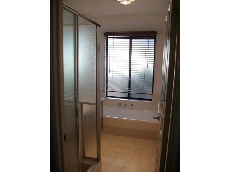 16 Wells Rd, Pinjarra WA 6208