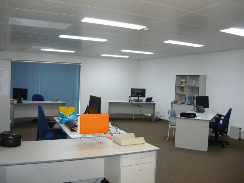 Unit 4, 279 Pinjarra Road, Mandurah WA 6210