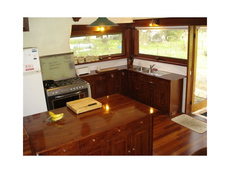 17 Dods Retreat, Lake Clifton WA 6215