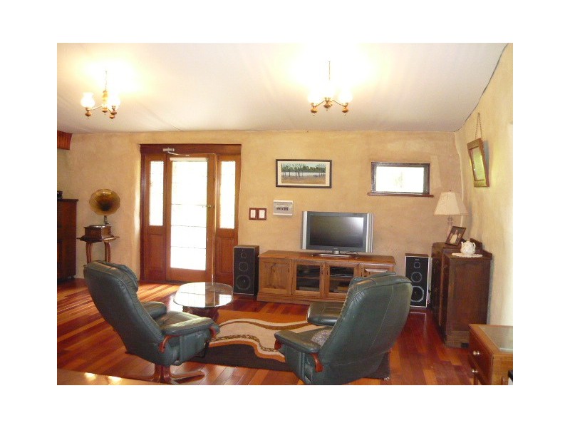 17 Dods Retreat, Lake Clifton WA 6215