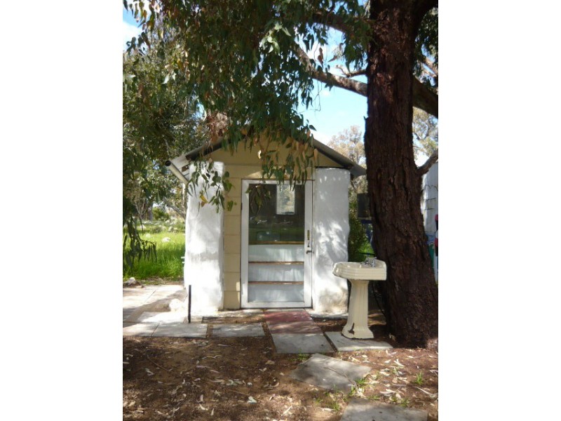 17 Dods Retreat, Lake Clifton WA 6215