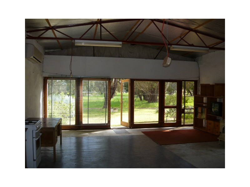 17 Dods Retreat, Lake Clifton WA 6215