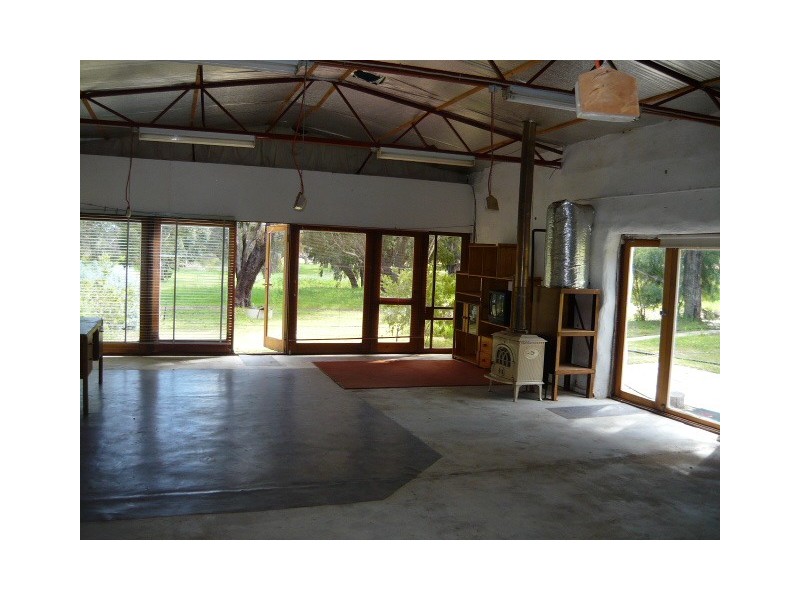 17 Dods Retreat, Lake Clifton WA 6215