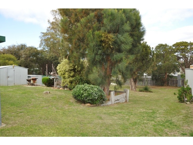 31 Galatea Rd, Falcon WA 6210