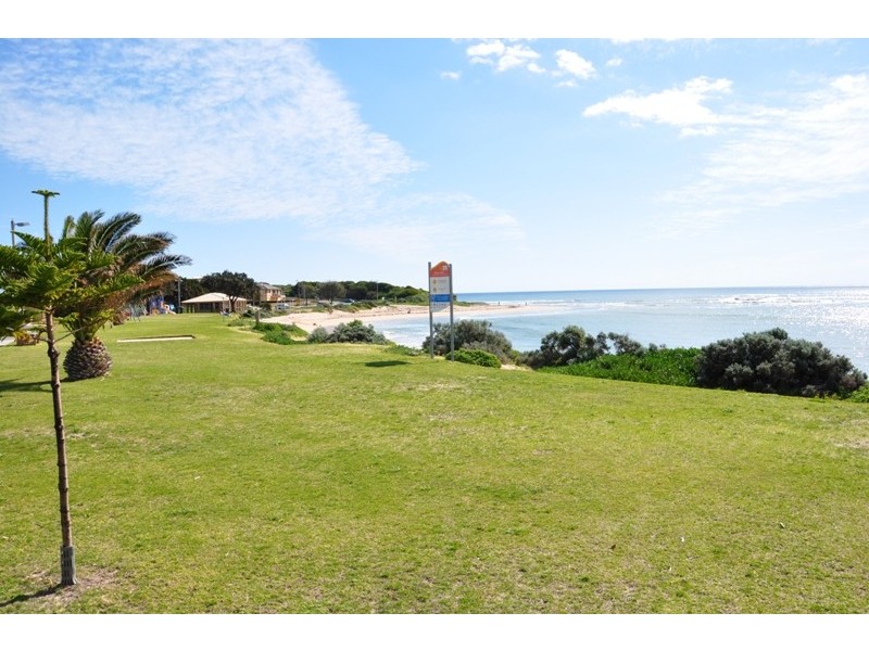 31 Galatea Rd, Falcon WA 6210