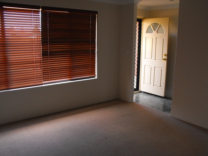 4 Buscot Court, Erskine WA 6210