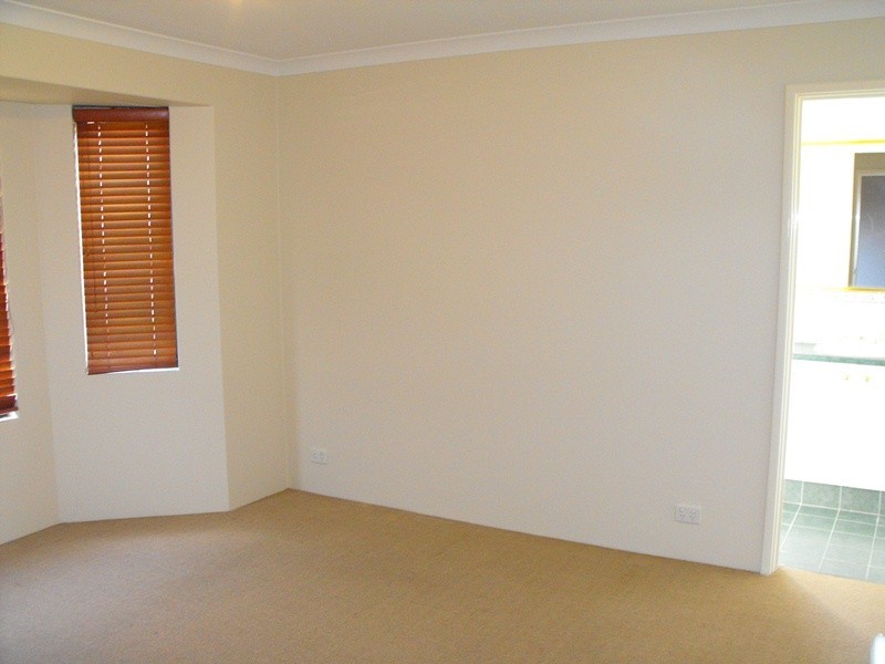 4 Buscot Court, Erskine WA 6210