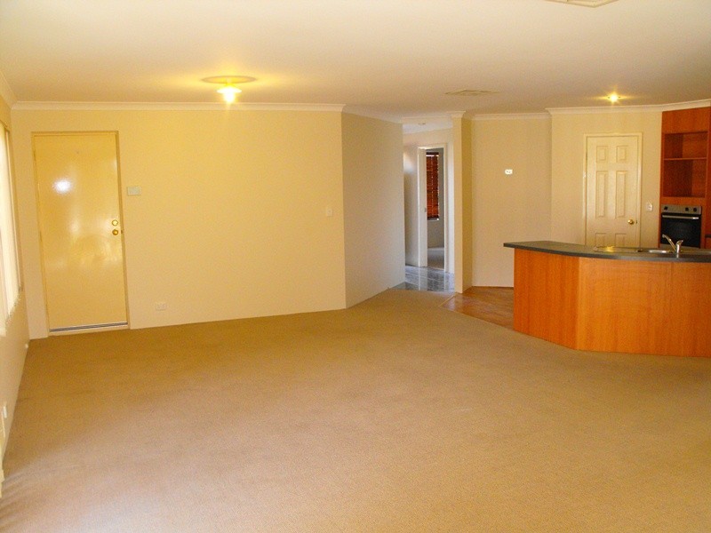 4 Buscot Court, Erskine WA 6210