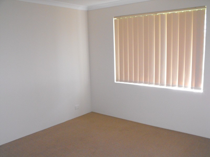4 Buscot Court, Erskine WA 6210