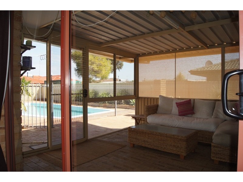 101 Boundary Road, Dudley Park WA 6210