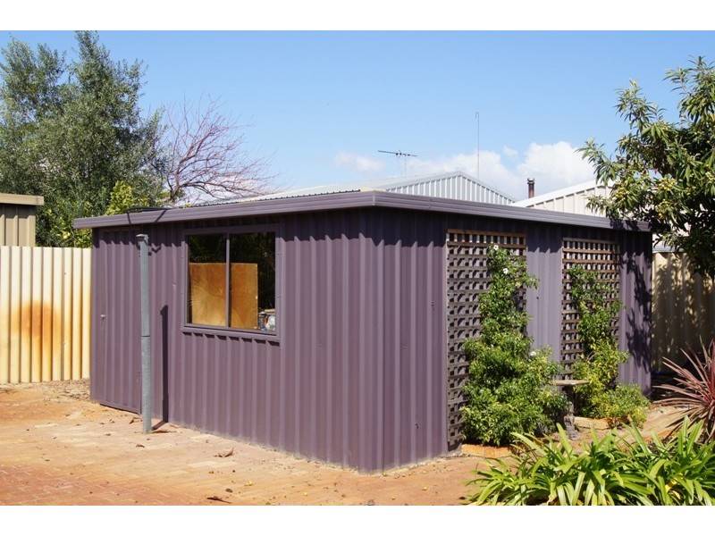 101 Boundary Road, Dudley Park WA 6210