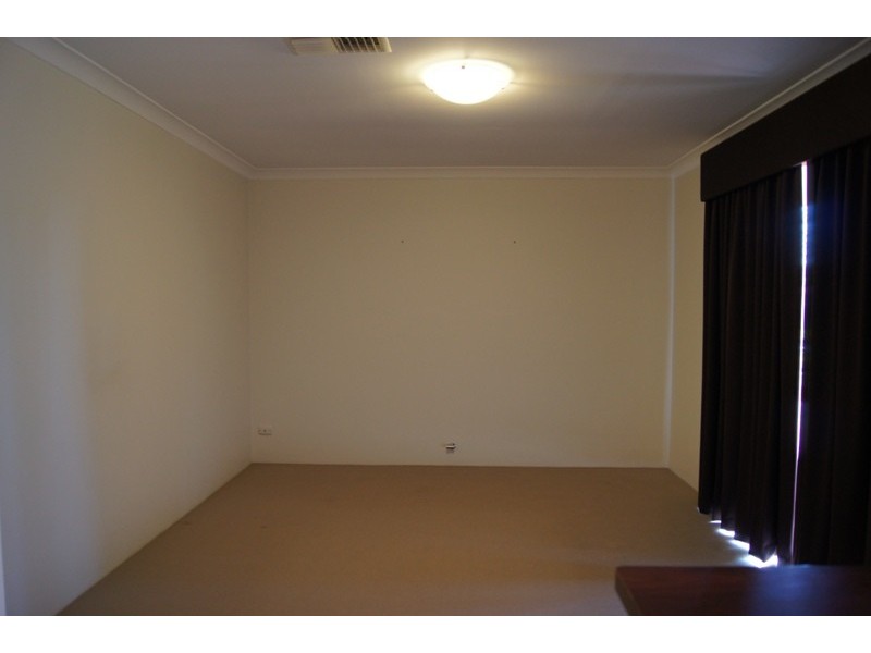 101 Boundary Road, Dudley Park WA 6210