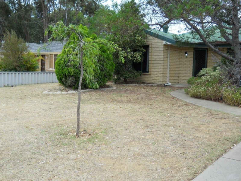 104 Murdoch Drive, Greenfields WA 6210