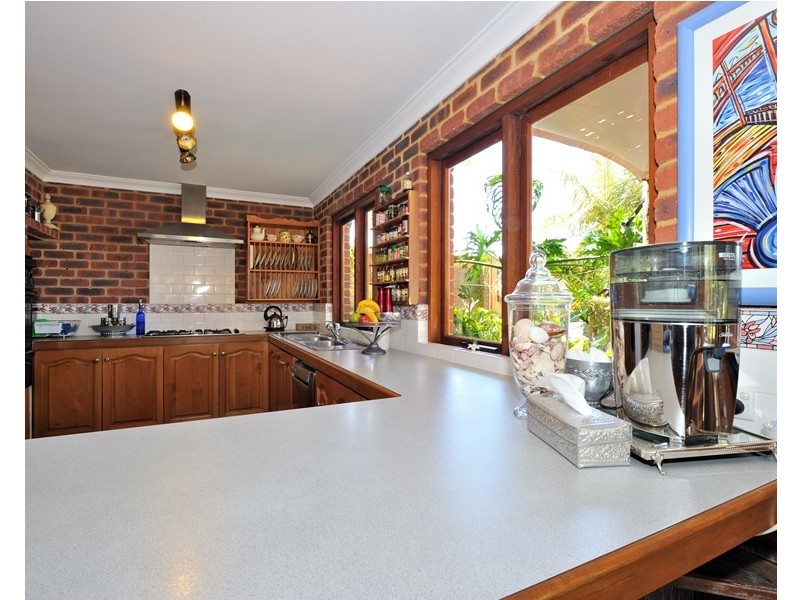 9 Haze Road, Falcon WA 6210