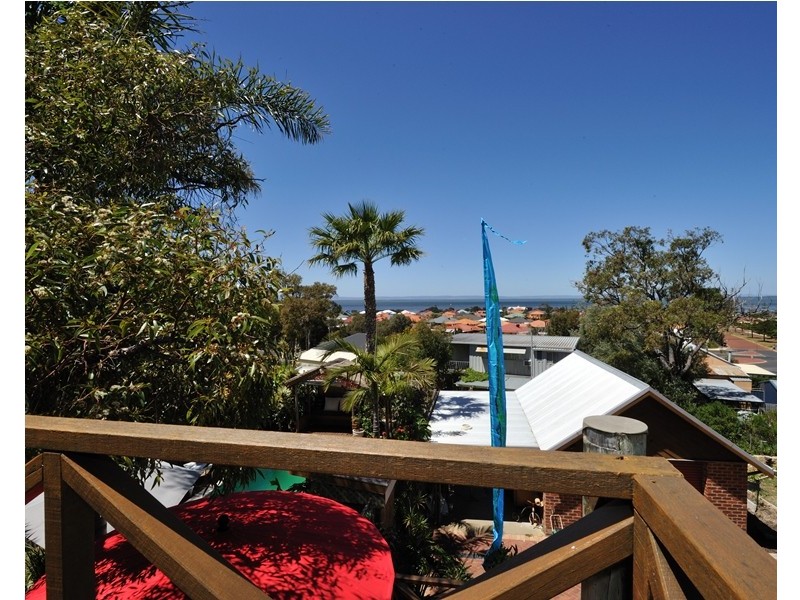 9 Haze Road, Falcon WA 6210