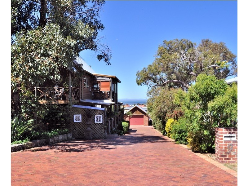 9 Haze Road, Falcon WA 6210