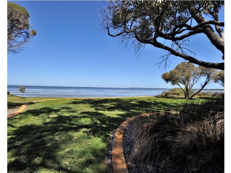 9 Haze Road, Falcon WA 6210