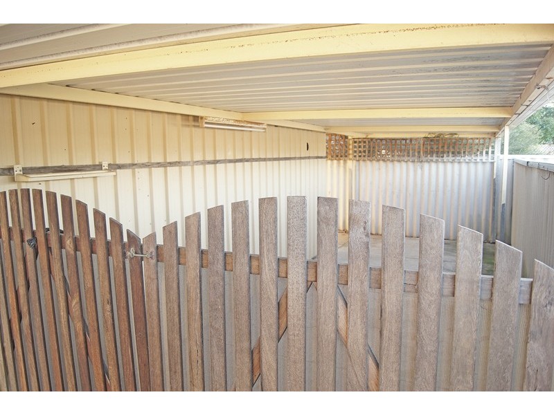 37 Sandeland Avenue, Coodanup WA 6210