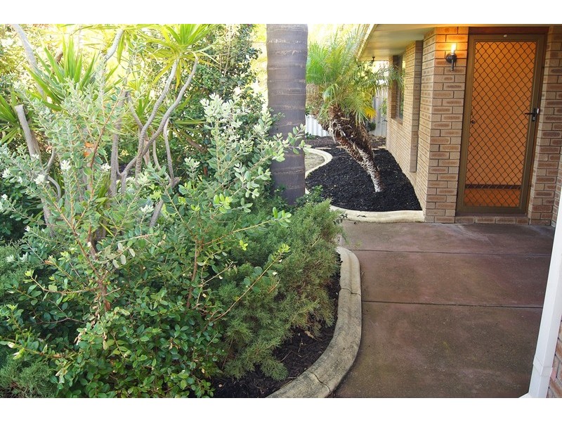 37 Sandeland Avenue, Coodanup WA 6210