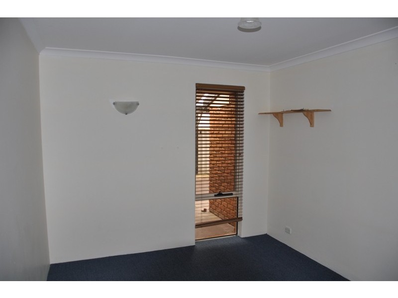 2 Falstaff Close, Greenfields WA 6210