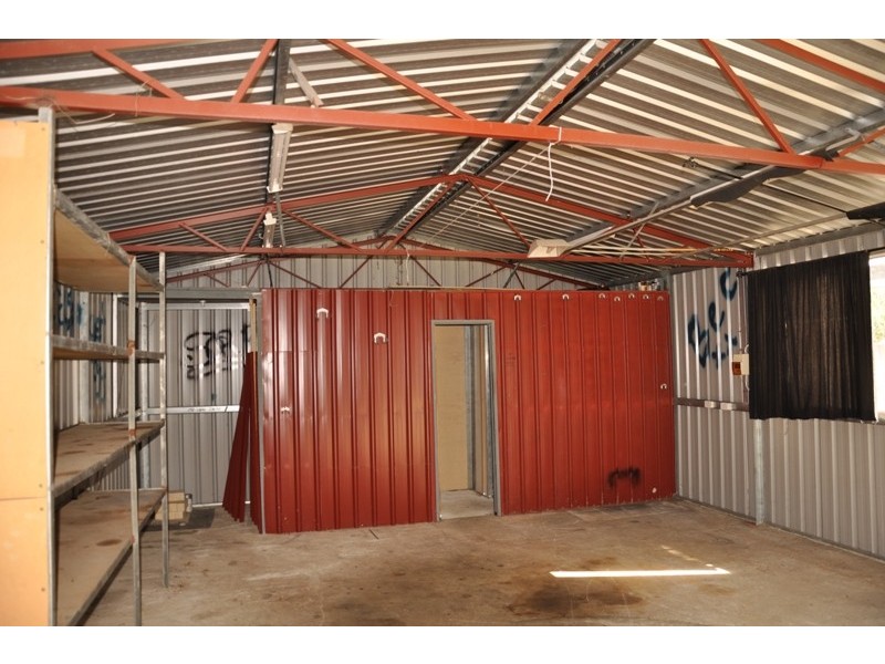 2 Falstaff Close, Greenfields WA 6210