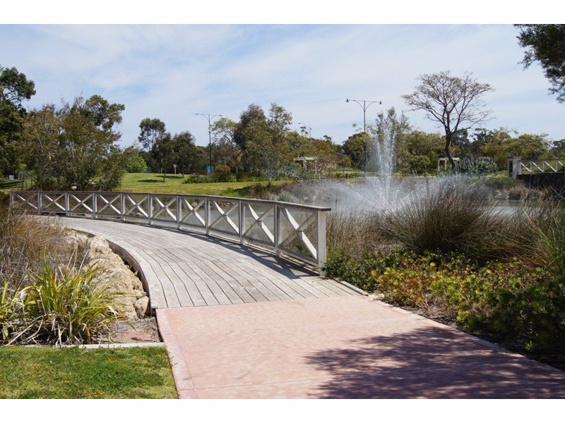 18 Bibbulmun Mndr, Ravenswood WA 6208