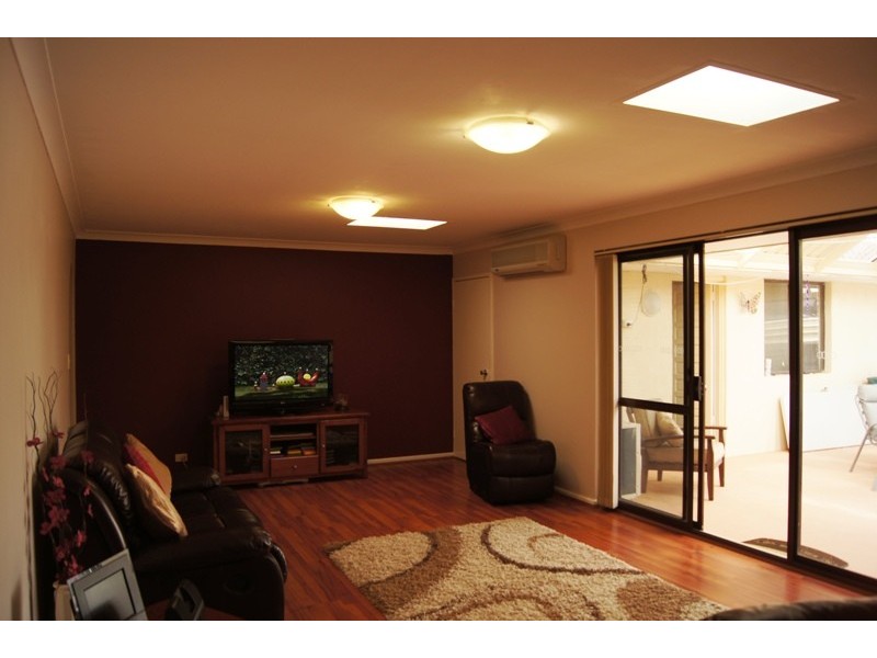 48 Kookerbrook St, Dudley Park WA 6210