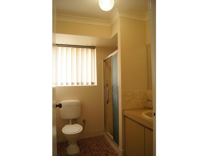 48 Kookerbrook St, Dudley Park WA 6210