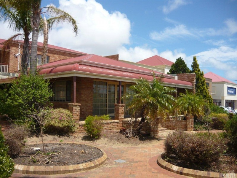 69 Pinjarra Road, Mandurah WA 6210