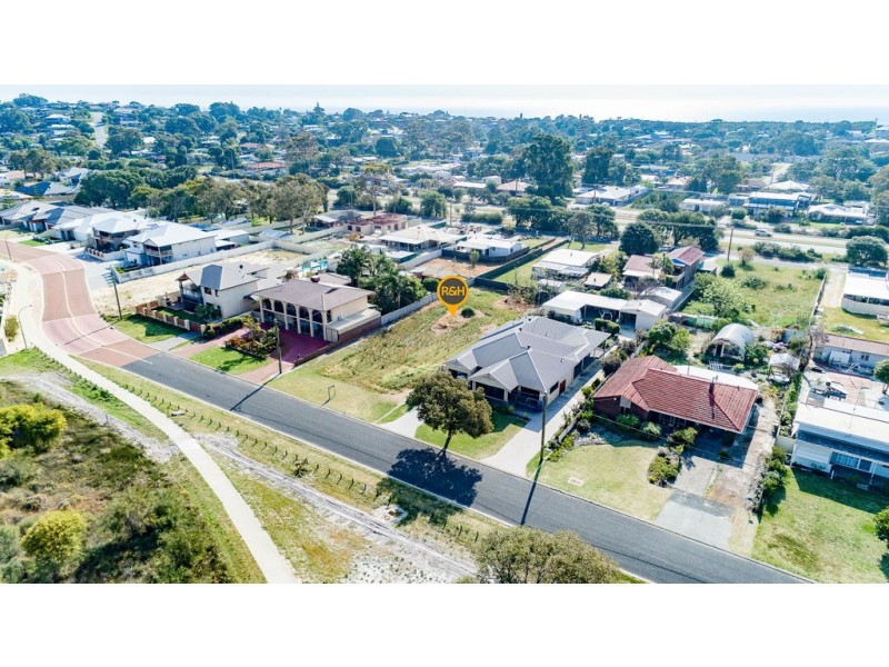 68 Flinders St, Falcon WA 6210