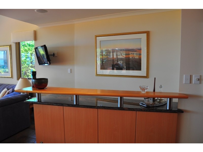 15 Chimneys Retreat, Erskine WA 6210