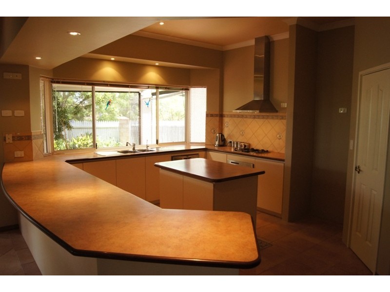 30 Banksia Tce, South Yunderup WA 6208